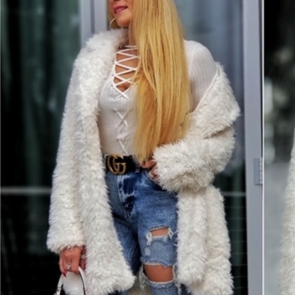 CHIC DOLLZ Faux Fur Coat Comfy Cozy Fall Trend - Picture 2 of 3